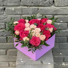 Цветочная композиция из Розы в коробке в Болгаре