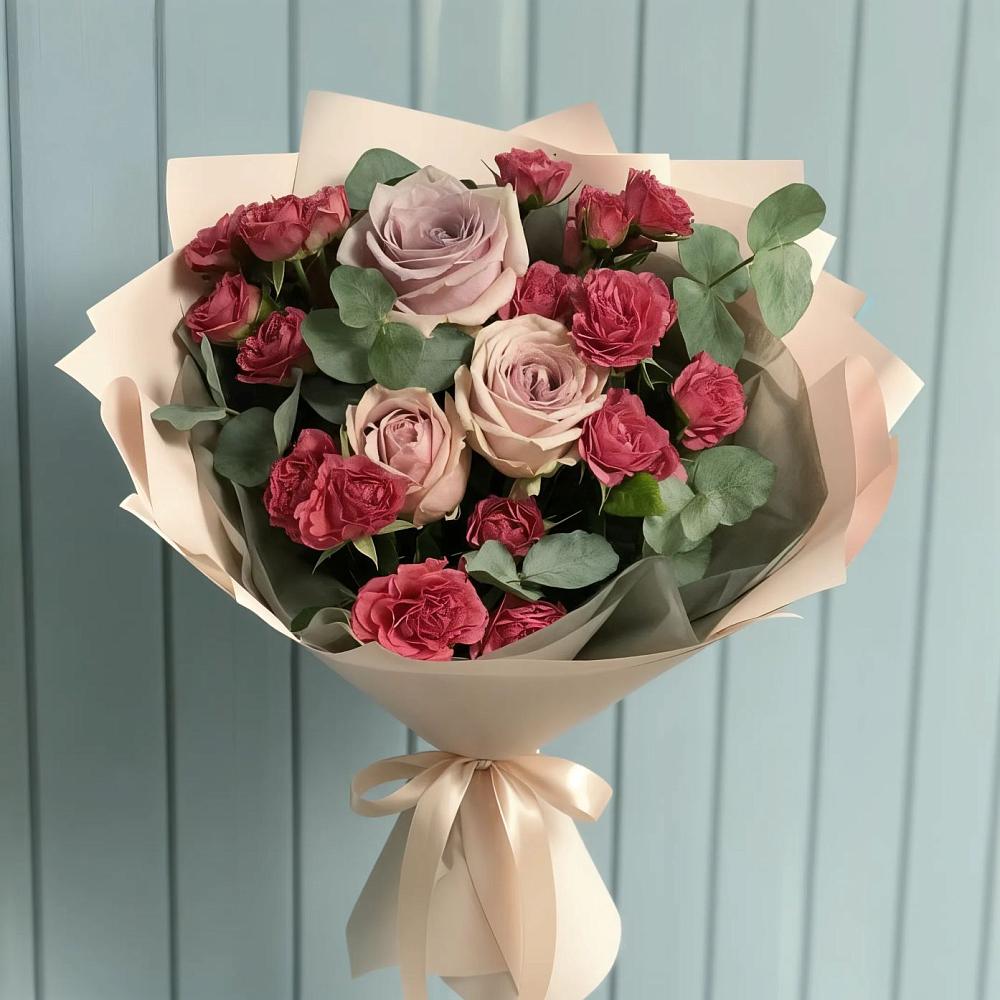 Букет цветов из: Гвоздики и Розы в Болгаре