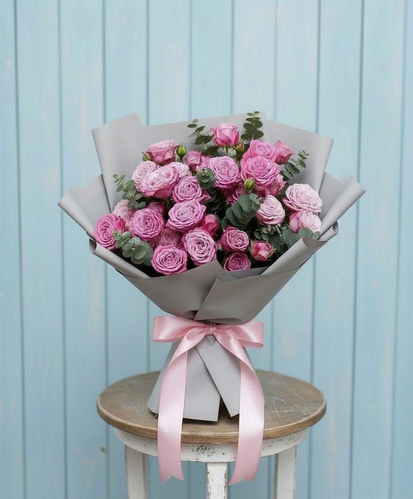 Букет цветов из: Розы в Болгаре