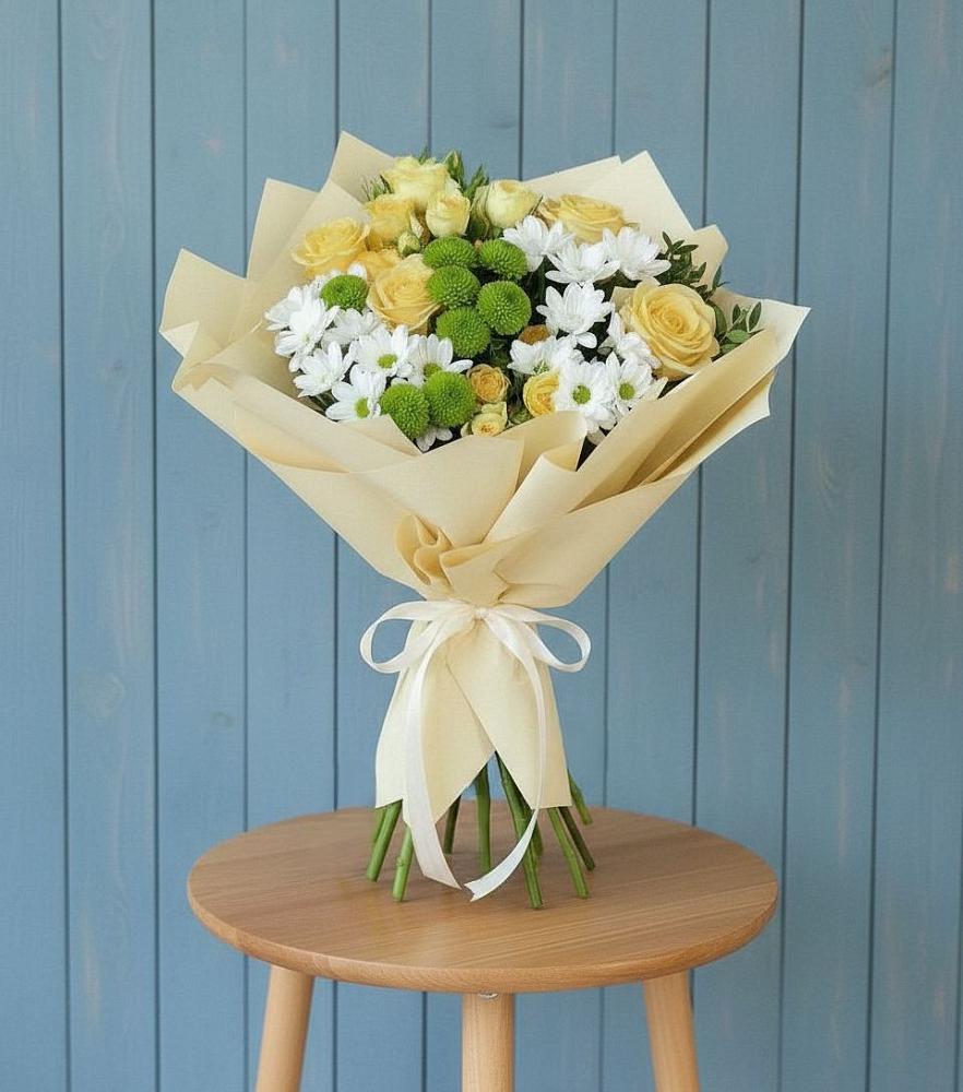 Букет цветов из: Хризантемы и Розы в Болгаре