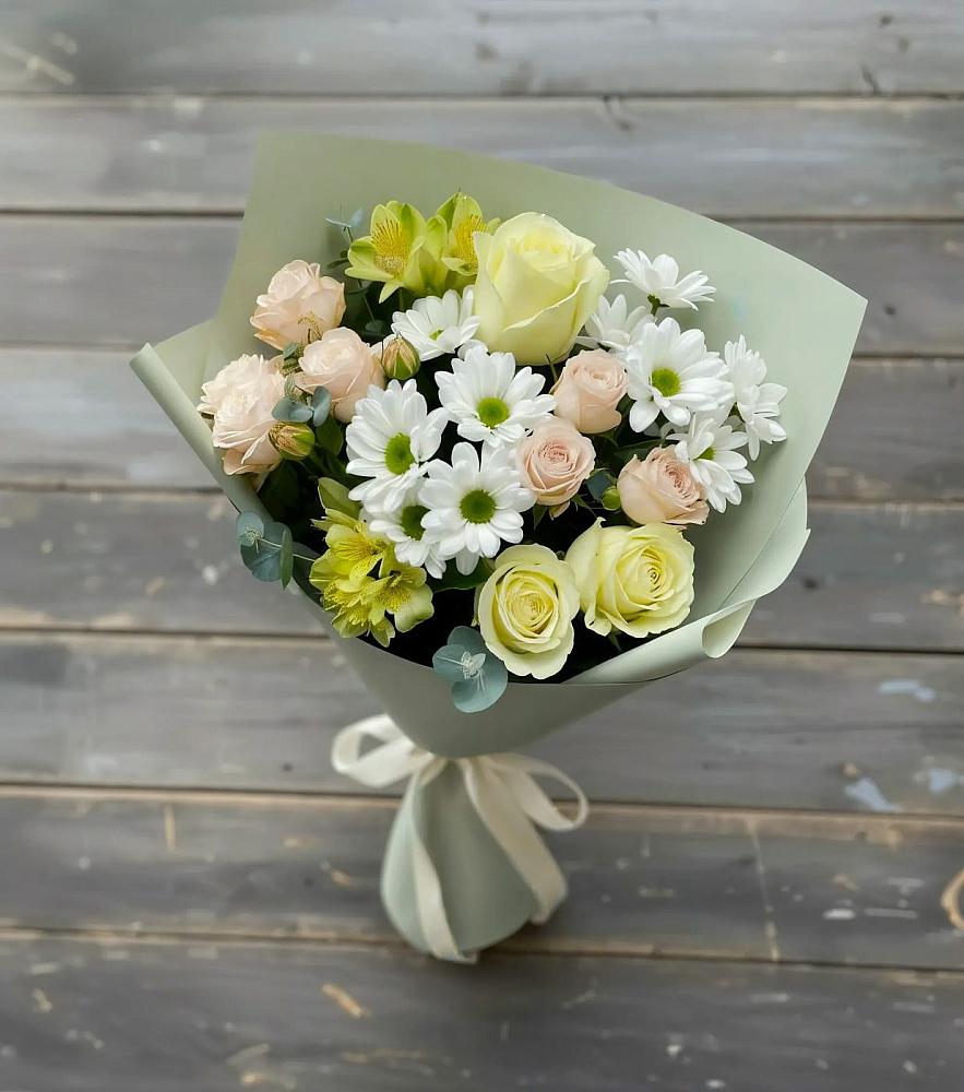 Букет цветов из: Альстромерии, Розы и Хризантемы в Болгаре