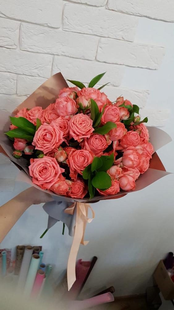 Букет цветов из: Розы в Болгаре