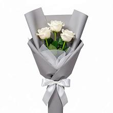 Букет 3 белые розы #REPLACE_PRED# Болгаре