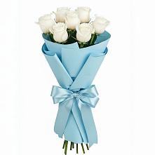 Букет 7 белых роз Проуд в Болгаре