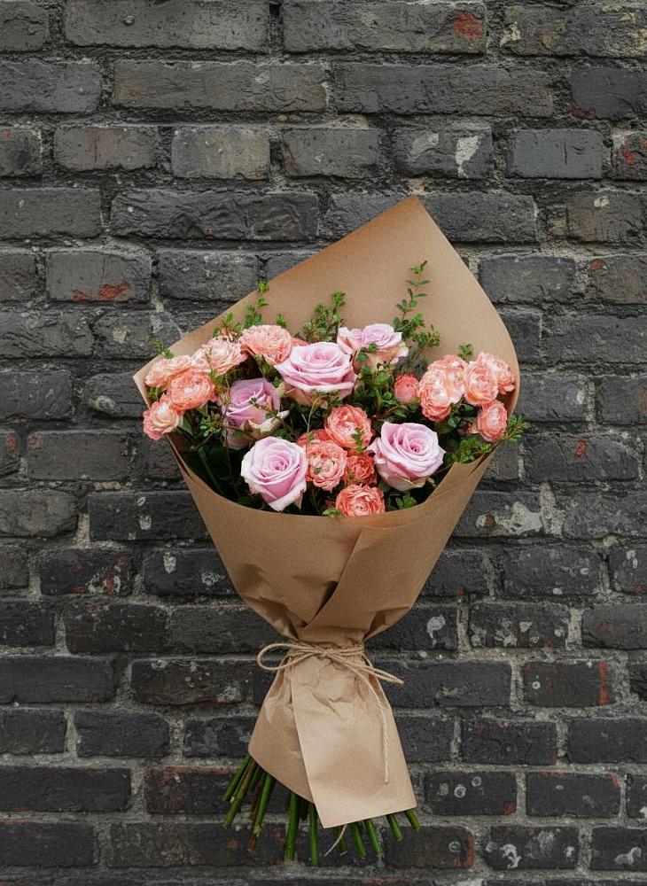 Букет цветов из: Розы в Болгаре