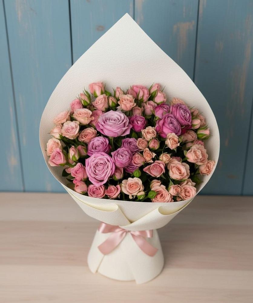 Букет цветов из: Розы в Болгаре