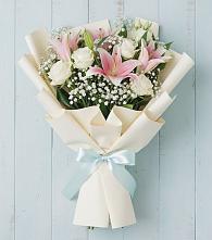 Букет цветов из:  Лилии в Болгаре