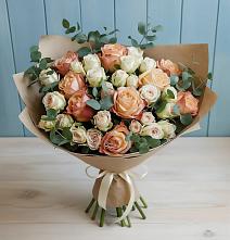 Букет цветов из:  Альстромерии и Розы в Болгаре