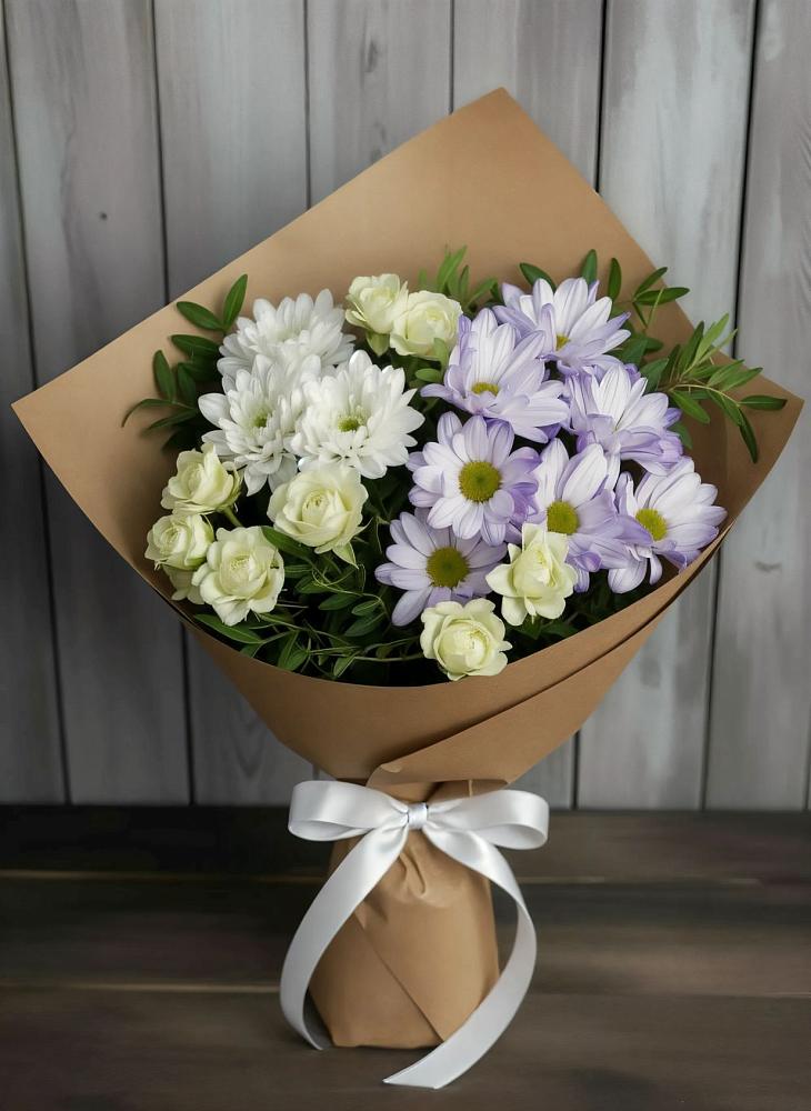Букет цветов из: Хризантемы и Розы в Болгаре